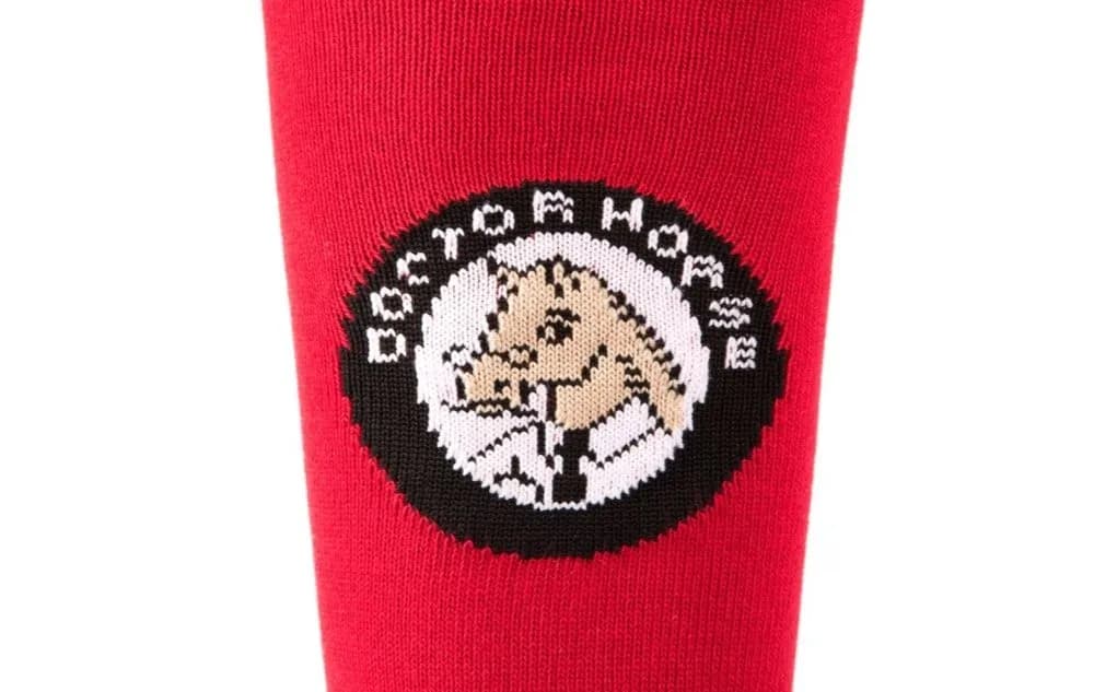 Skarpety jeździeckie po co? Odkryj ich kluczowe zalety i funkcje