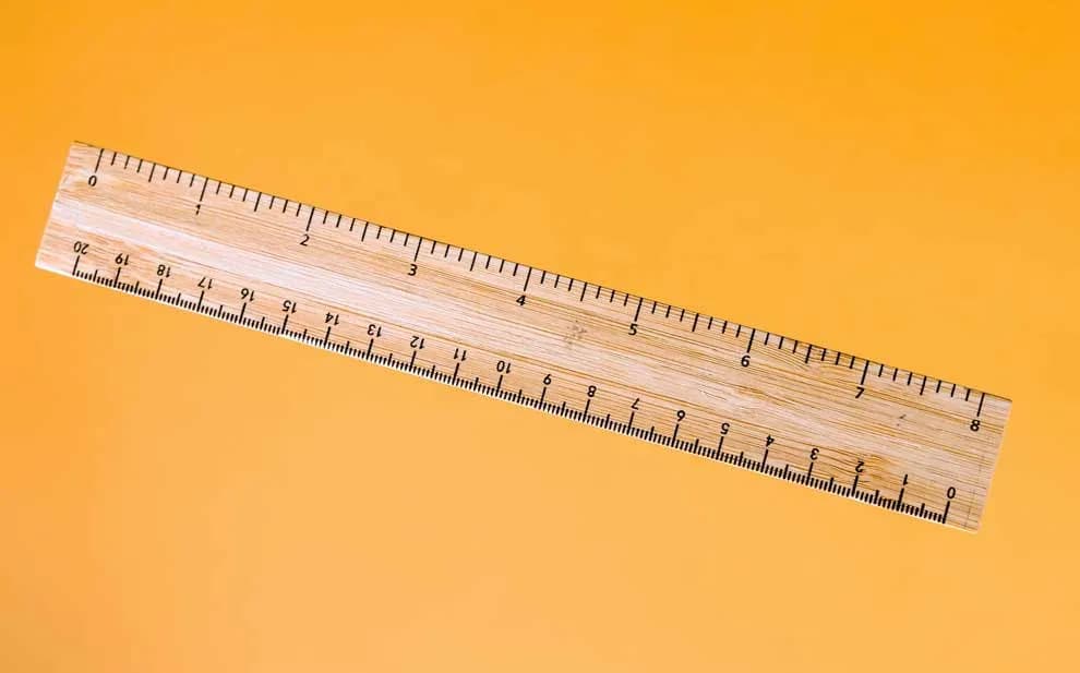 Jak przeliczyć 28 cali na centymetry? Prosty sposób na 71,12 cm